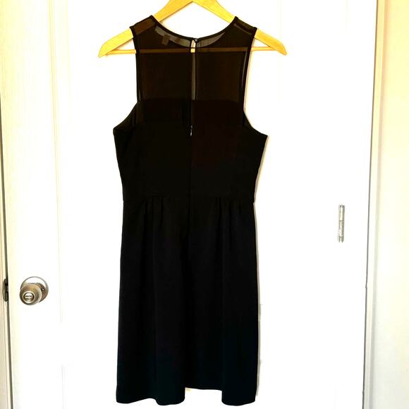 Banana Republic Wms Sleeveless Little Black Mini Dress Size 4 Lined - Picture 2 of 9